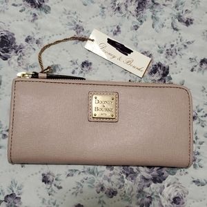 DOONEY&BOURKE WALLET